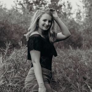 Meet your Posher, Erika